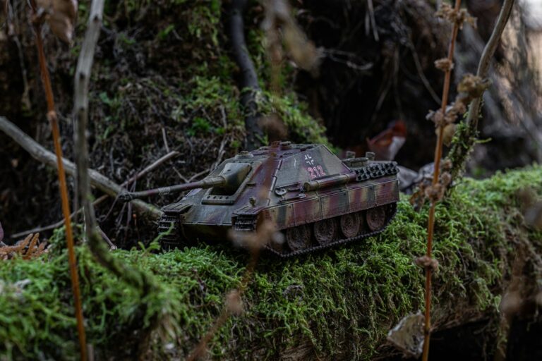 Wojna – co&nbsp;robić, żeby&nbsp;nie&nbsp;zwariować.